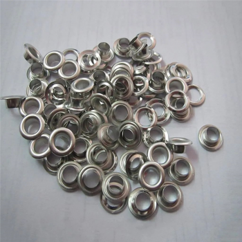 Déstockage Oeillets chrome...